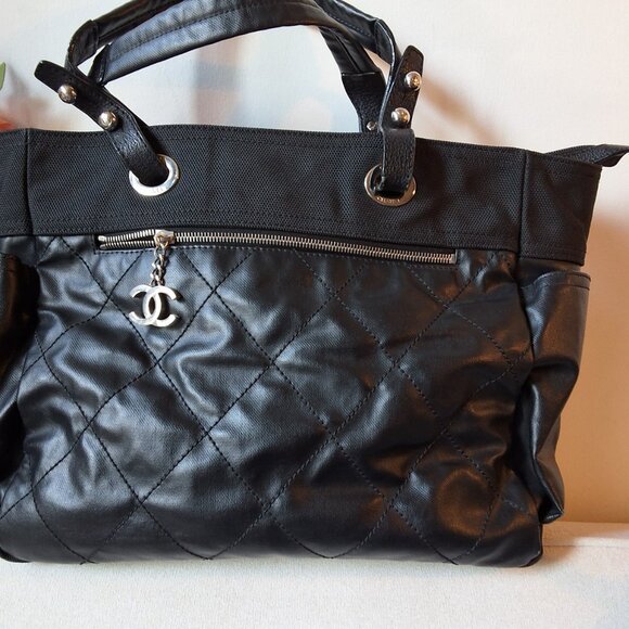 CHANEL Handbags - Authentic Chanel black tote bag